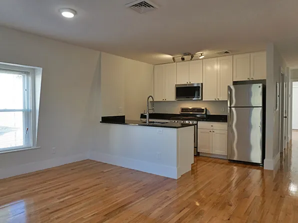 4 Osgood St, Somerville, MA