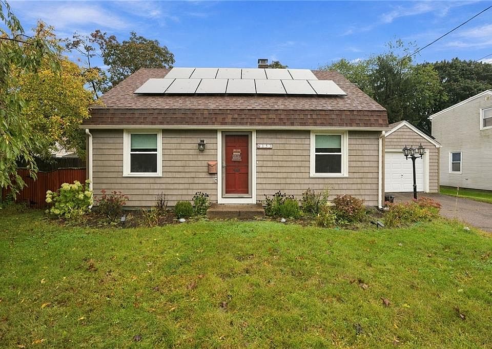 1st image of 153 Rice St