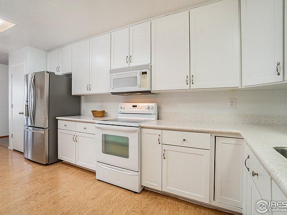 3rd image of 4904 Pawnee Dr