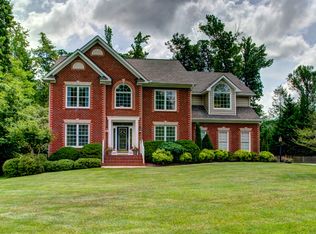 3535 Kings Farm Dr, Midlothian, VA 23113