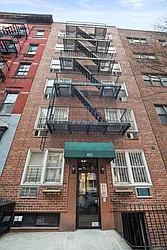 431 East 82nd Street in Yorkville