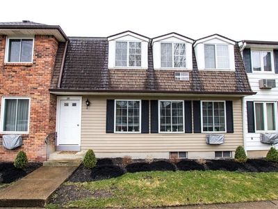 26 Wellington Ct #A, Amherst, NY, 14221