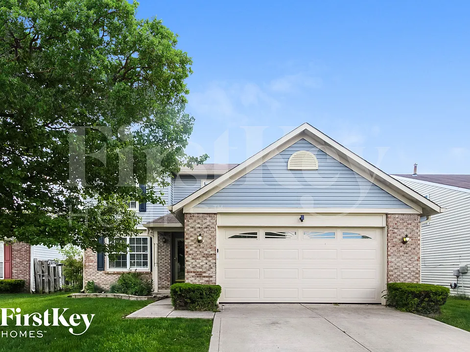 2814 Rothe Ln