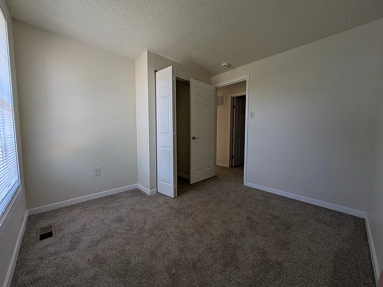 Tulip Ct — Photo 10
