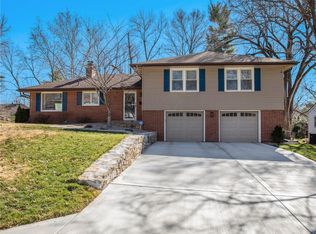 3515 NE 48th St, Kansas City, MO 64119