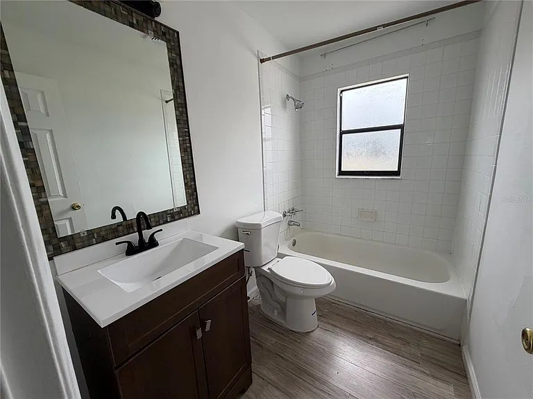 1767 Valencia Ave — Photo 14