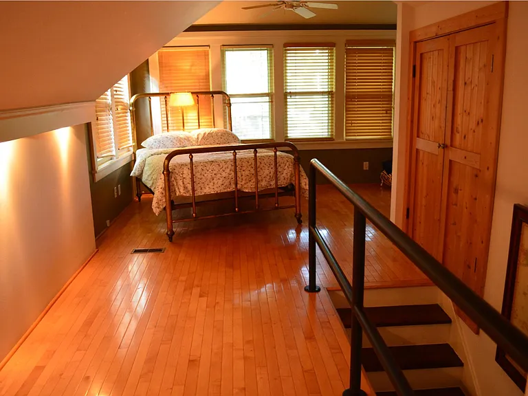 5523 Holmes St — Photo 10