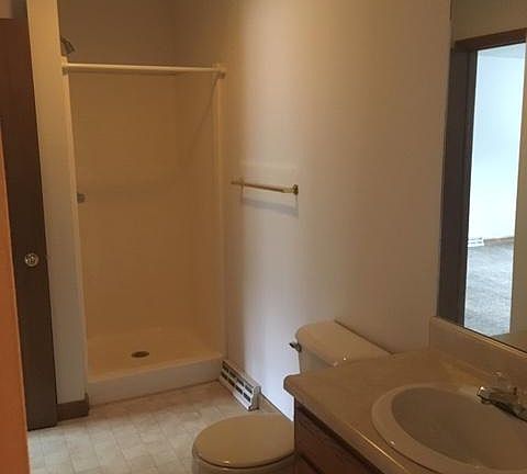 4th image of 1463 Brookwood Village Dr