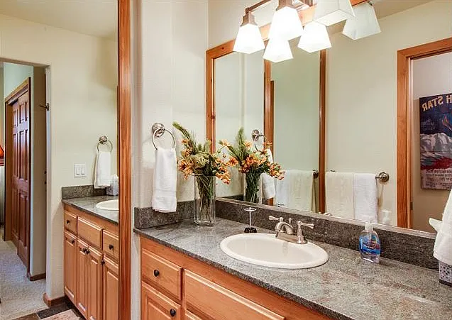 606 White Fir — Photo 10