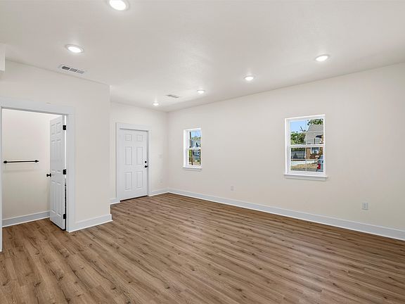 4th image of 1616 N 17th St