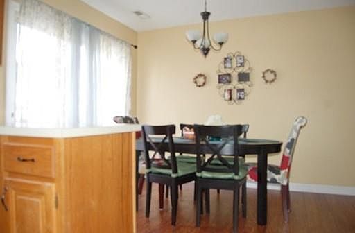 5th image of 23 Kathy Dr