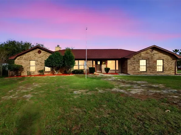 432 N Pine Meadow Dr, Debary, FL 32713