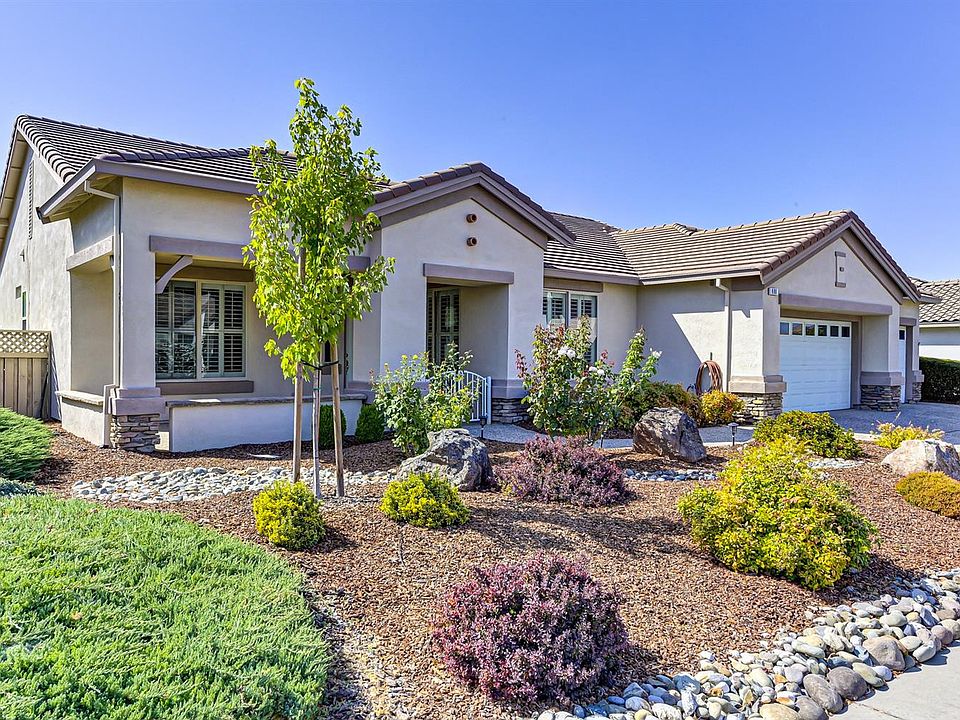 1st image of 880 Wildomar Ln