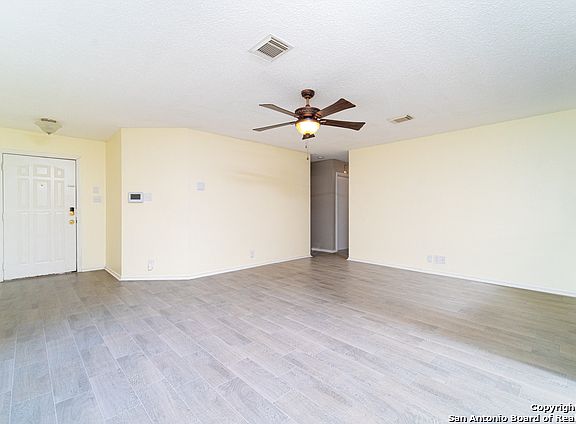 5th image of 3130 Buffalo Pass Dr