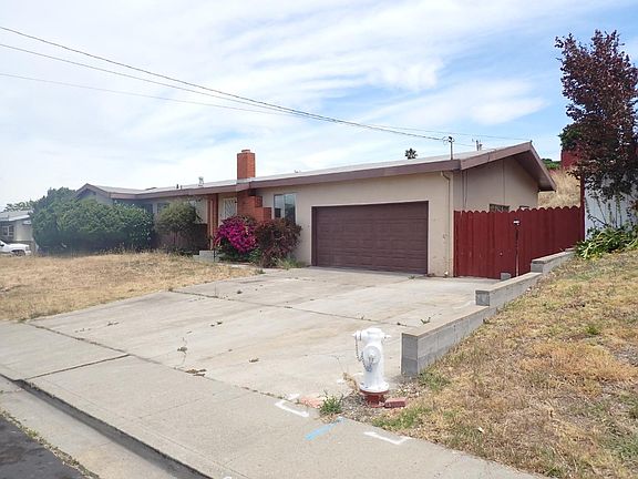 2nd image of 2607 Emma Dr