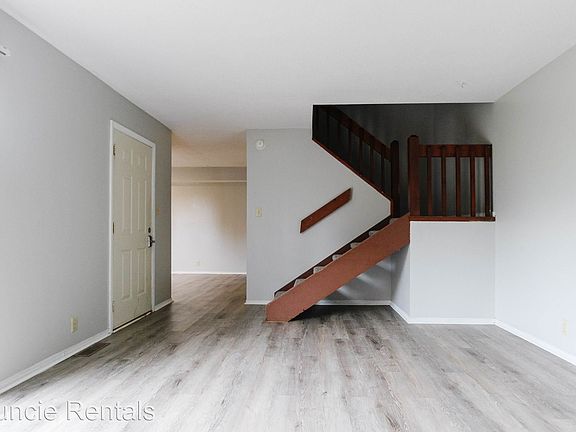 5th image of 3905 N Franklin St #9311456