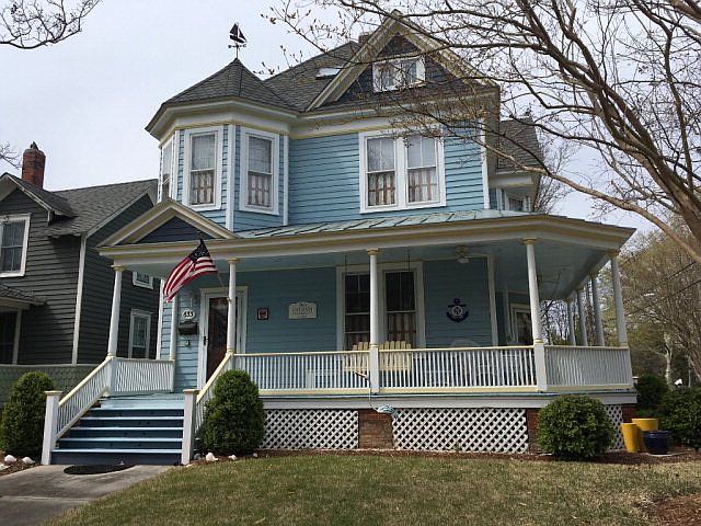 1st image of 653 Tazewell Ave
