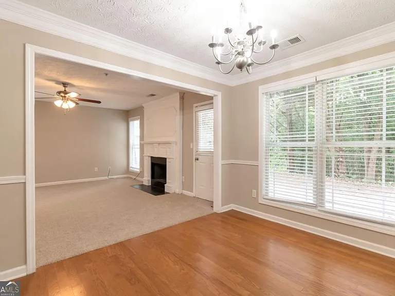 2020 Briar Creek Ct NE — Photo 7