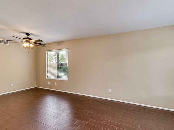 4th image of 334 N 166th Ln