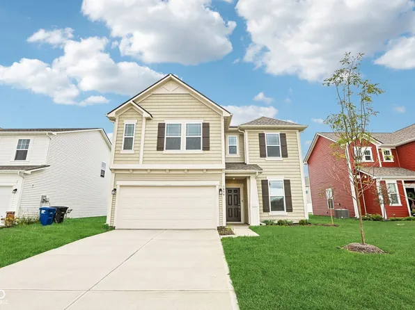 1854 Twelve Oaks Dr, Shelbyville, IN 46176