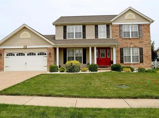1334 Presidents Landing Dr, O'Fallon, MO 63366