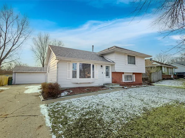 2300 4th St SW, Altoona, IA 50009