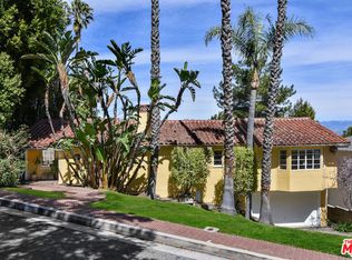 15201 Del Gado Dr, Sherman Oaks, CA 91403