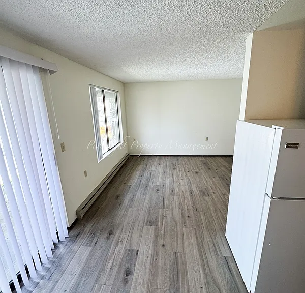 5775 Golden Eagle Dr #10 — Photo 4