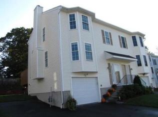 11 Pearlbush Path, Worcester, MA 01610