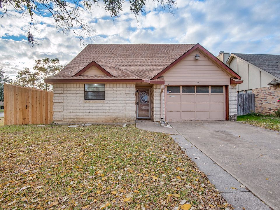 1st image of 501 Causey Ln