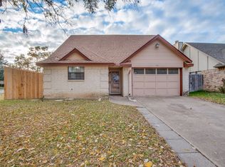 501 Causey Ln, Irving, TX 75061