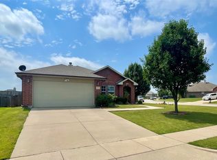 700 Windflower Dr, Fate, TX 75087