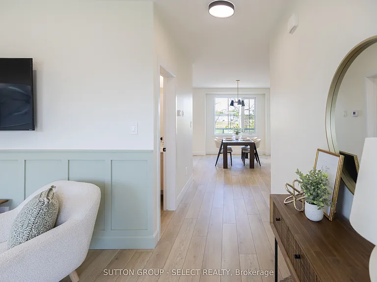 233 Upper Queen St #18 — Photo 10