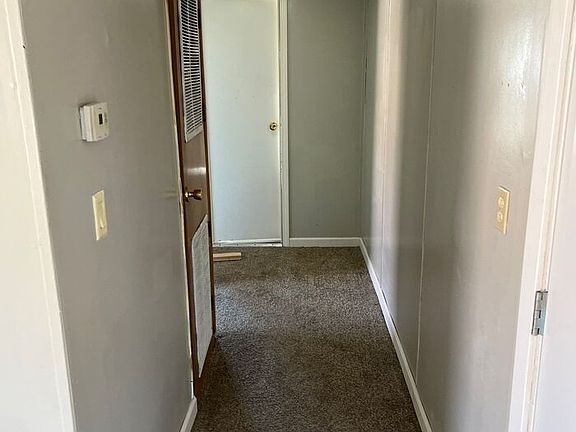 5th image of 2524 Commonwealth Dr #44
