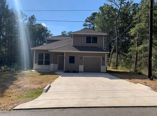 15671 Oak Dr, Montgomery, TX 77356