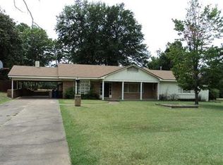 2202 Hendricks Blvd, Fort Smith, AR 72903