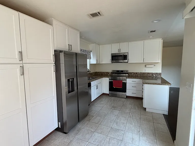 9813 Corte Dorado Ct — Photo 4