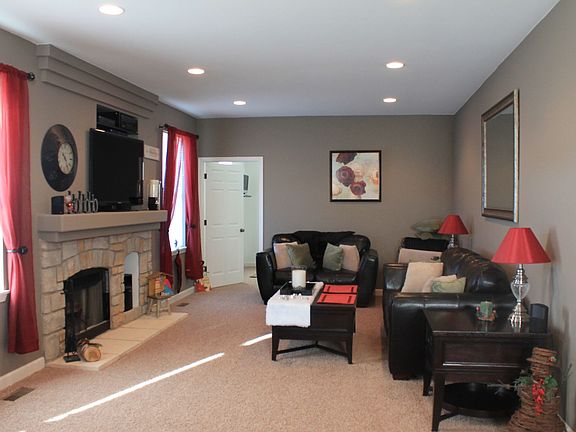 Family room with Fireplace