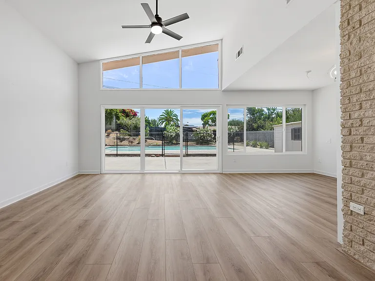 14545 Hillndale Way — Photo 5