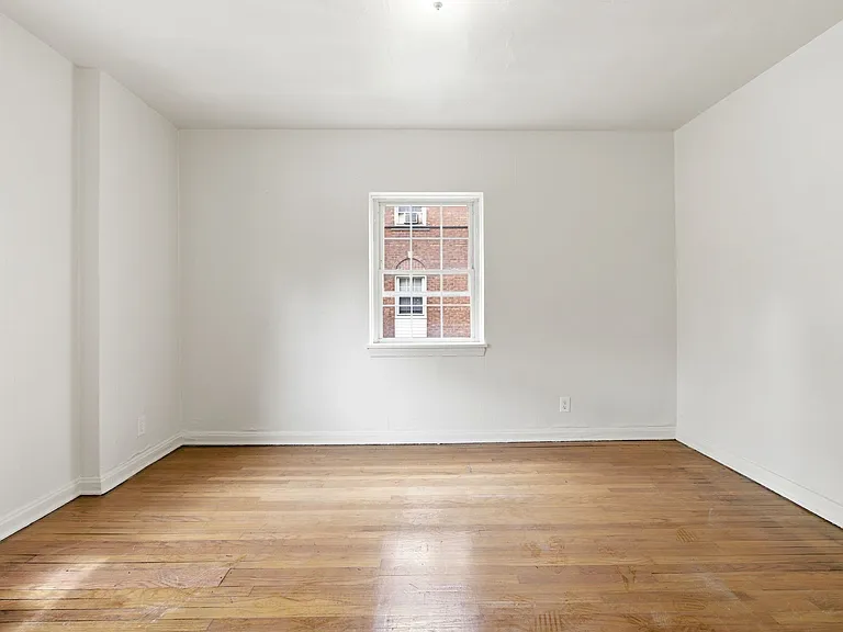 2670 Noble Rd #103 — Photo 11