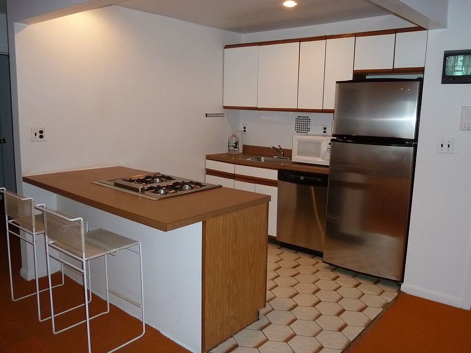 1st image of 356 Broadway APT 4C