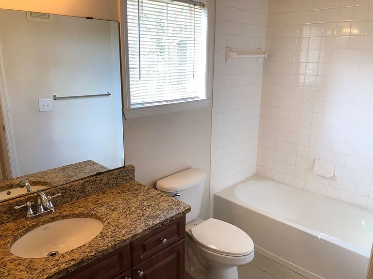 3589 Conroy Rd #1014 — Photo 10