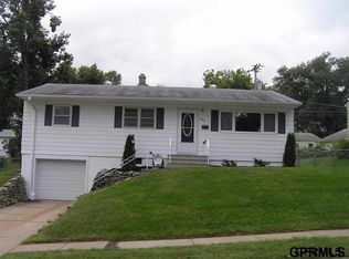 803 W 31st Ave, Bellevue, NE 68005