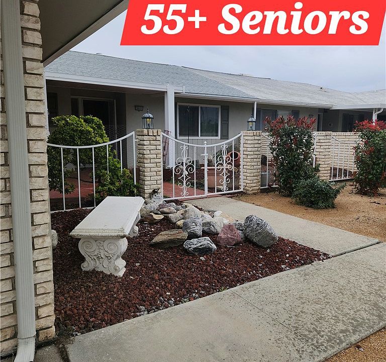 1st image of 28055 Grosse Point Dr