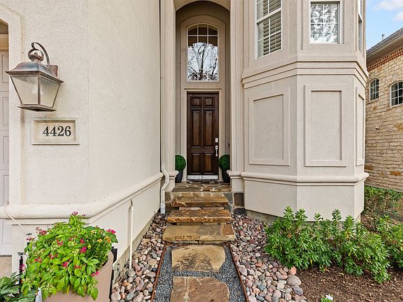 2nd image of 4426 Saint Andrews Blvd