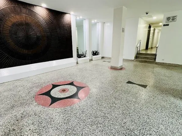 2385 Barker Avenue #2U, Bronx, NY 10467