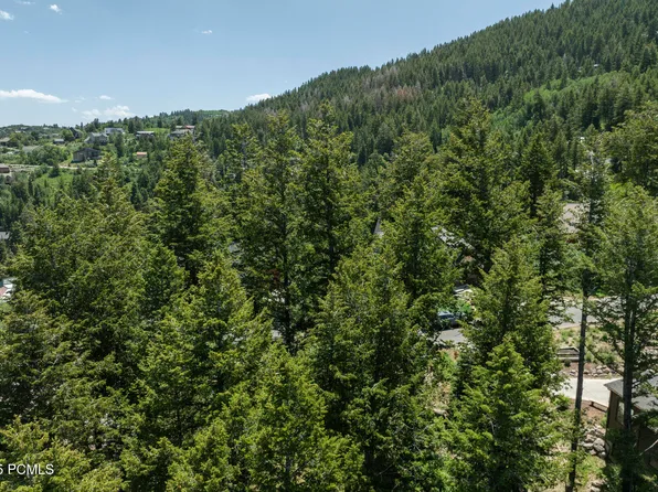70 Matterhorn Dr, Park City, UT 84098