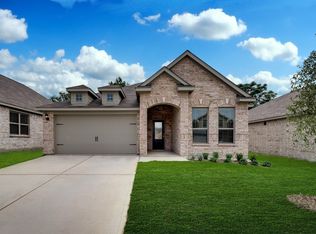 332 Lone Wolf Trl, Fort Worth, TX 76120