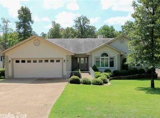 4 Campeon Way, Hot Springs Village, AR 71909