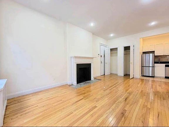 2nd image of 163 E 36th St APT 3C